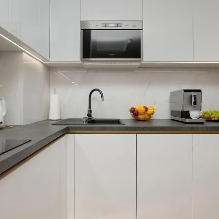 Baltic Alkam Nr 7, 8 - Klimatyzowany, Warszawska 11