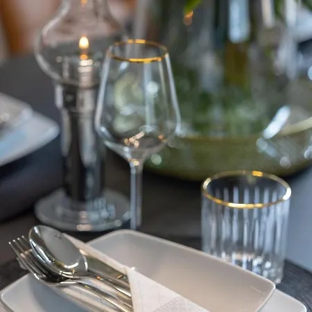 Baltic Alkam Nr 7, 8 - Klimatyzowany, Warszawska 11 *