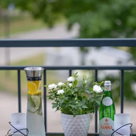 Baltic Alkam Nr 7, 8 - Klimatyzowany, Warszawska 11 アパート ポビエロボ